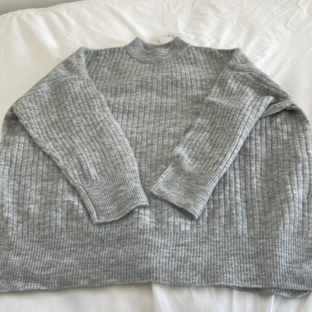 Brand New Forever 21 Gray Sweater